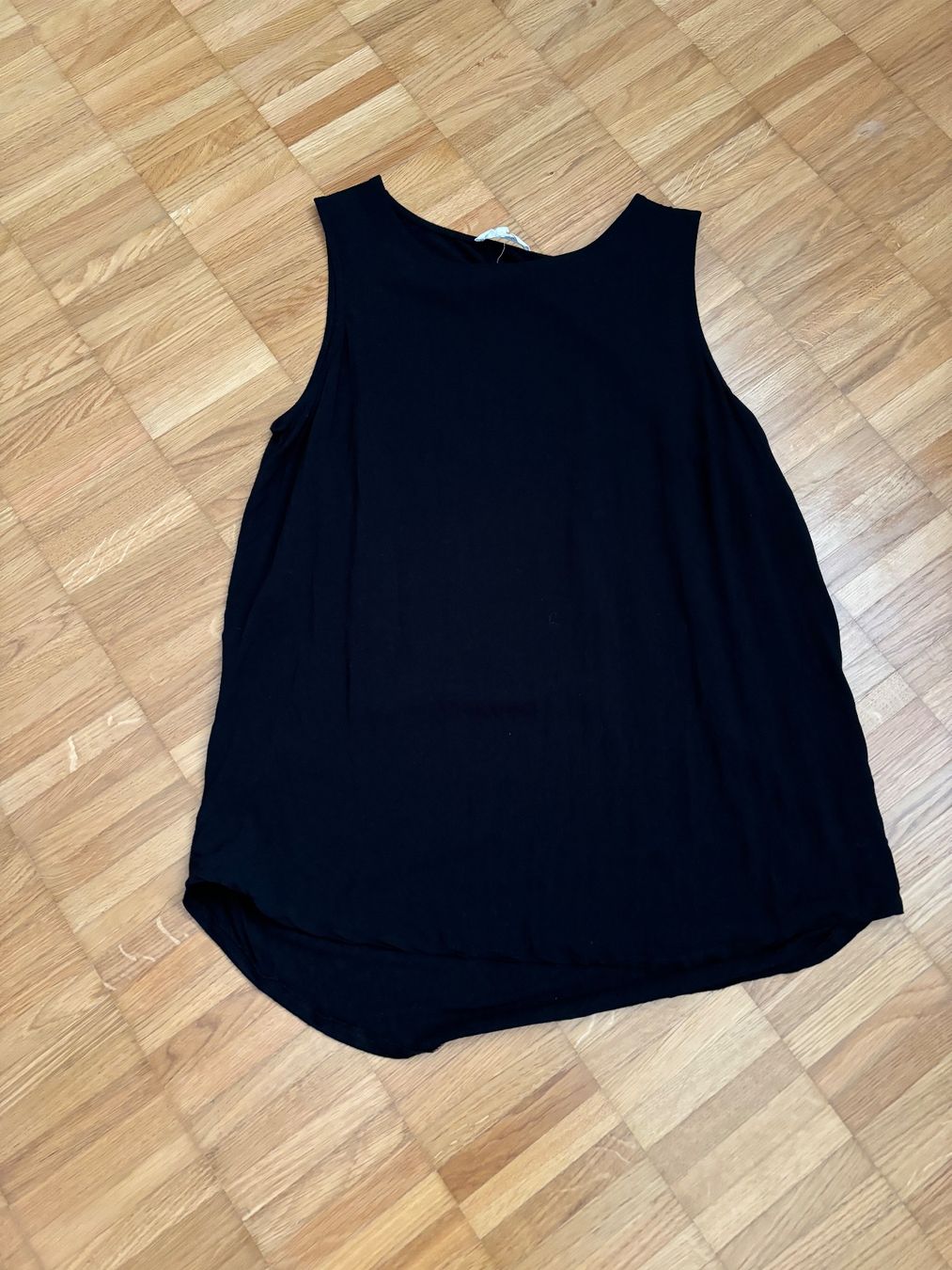 Zalando Top: Zalando Essentials Top, Gr. M – Usato da Winterthur venduto da Sunshine143 3