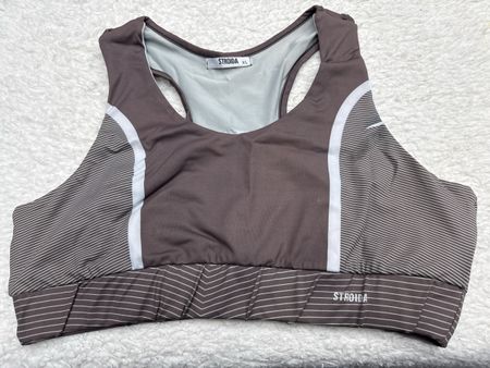 Brassière sport STROIDA XL,, petit défaut impression !