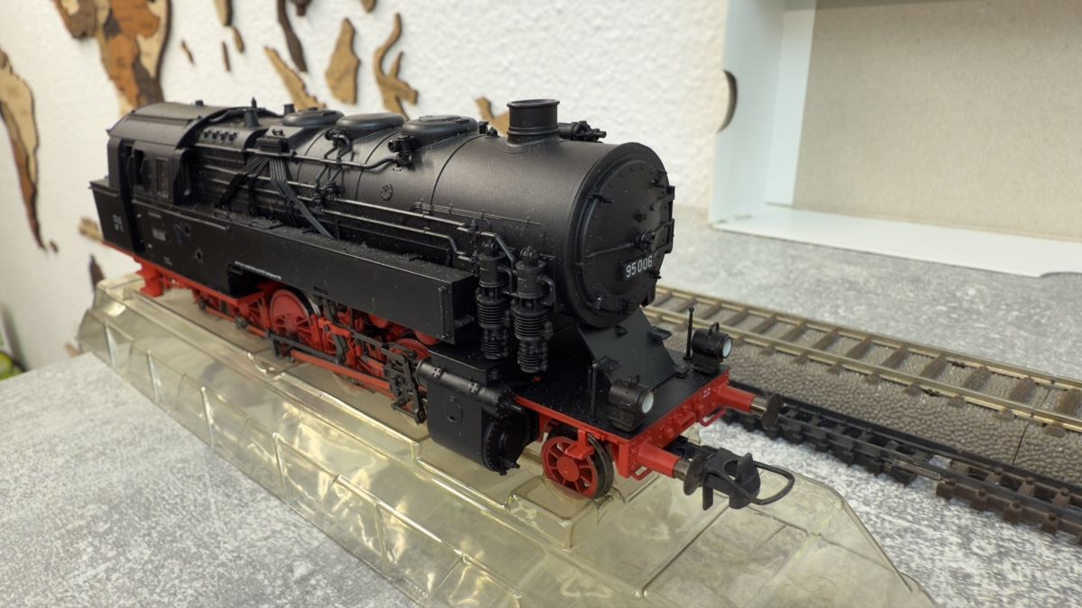 Fleischmann Modellini di ferrovie: Fleischmann Dampflok BR 95 mit OVP H0 / DC / Digital – Usato da Schlieren venduto da rat_lq6b 1