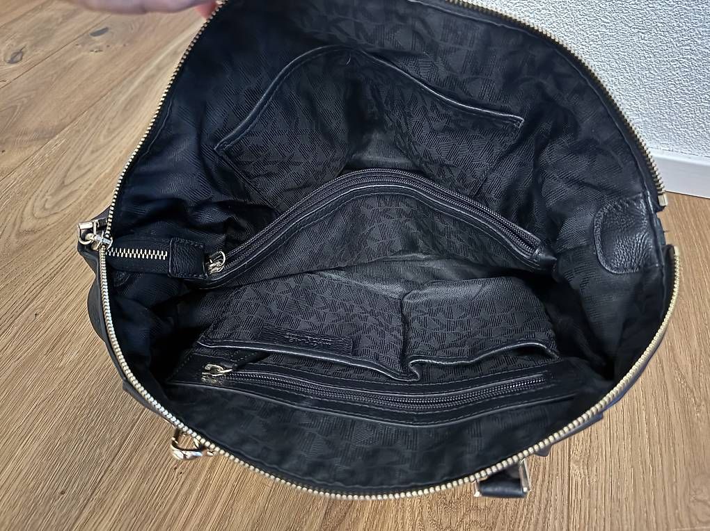 Taschen für Damen: Michael Kors Leder- Handtasche  – Gebraucht aus langendorf von Sirina_55 4
