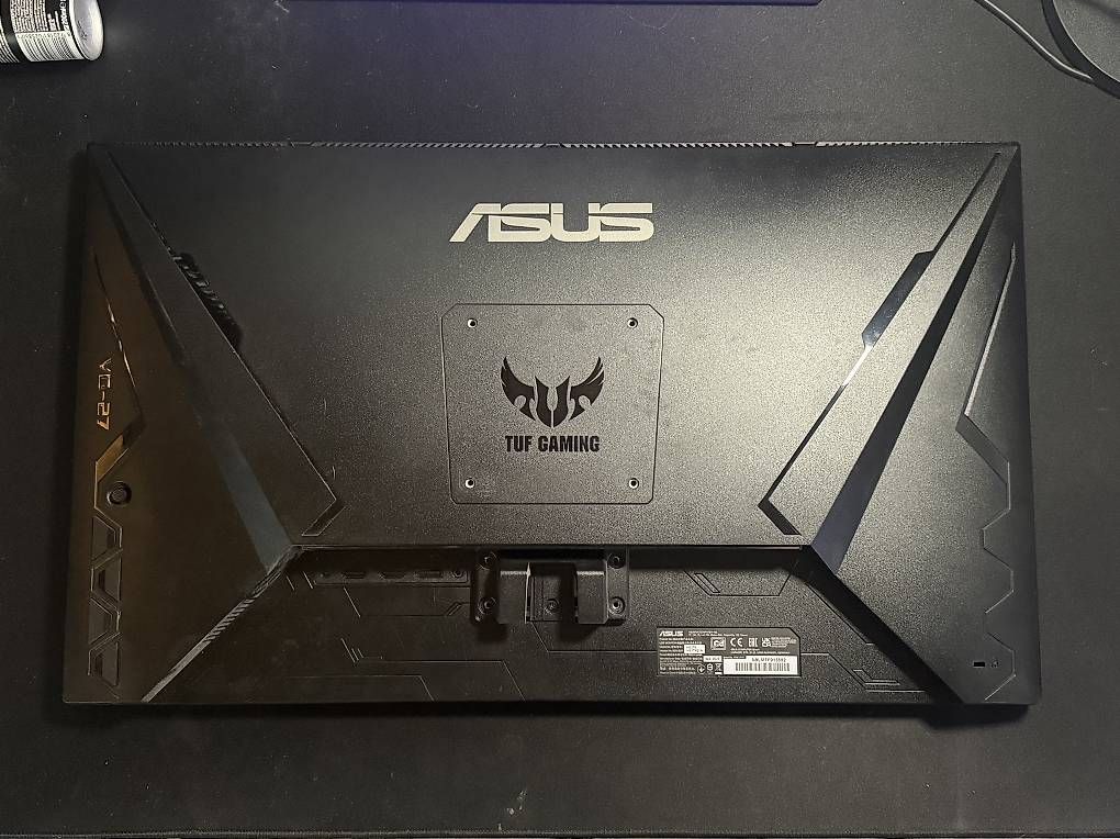 Ecrans: ASUS 27" Full HD 144 Hz + Support d'écran – D'occasion à St-Aubin-Sauges par dow_g6cc 1
