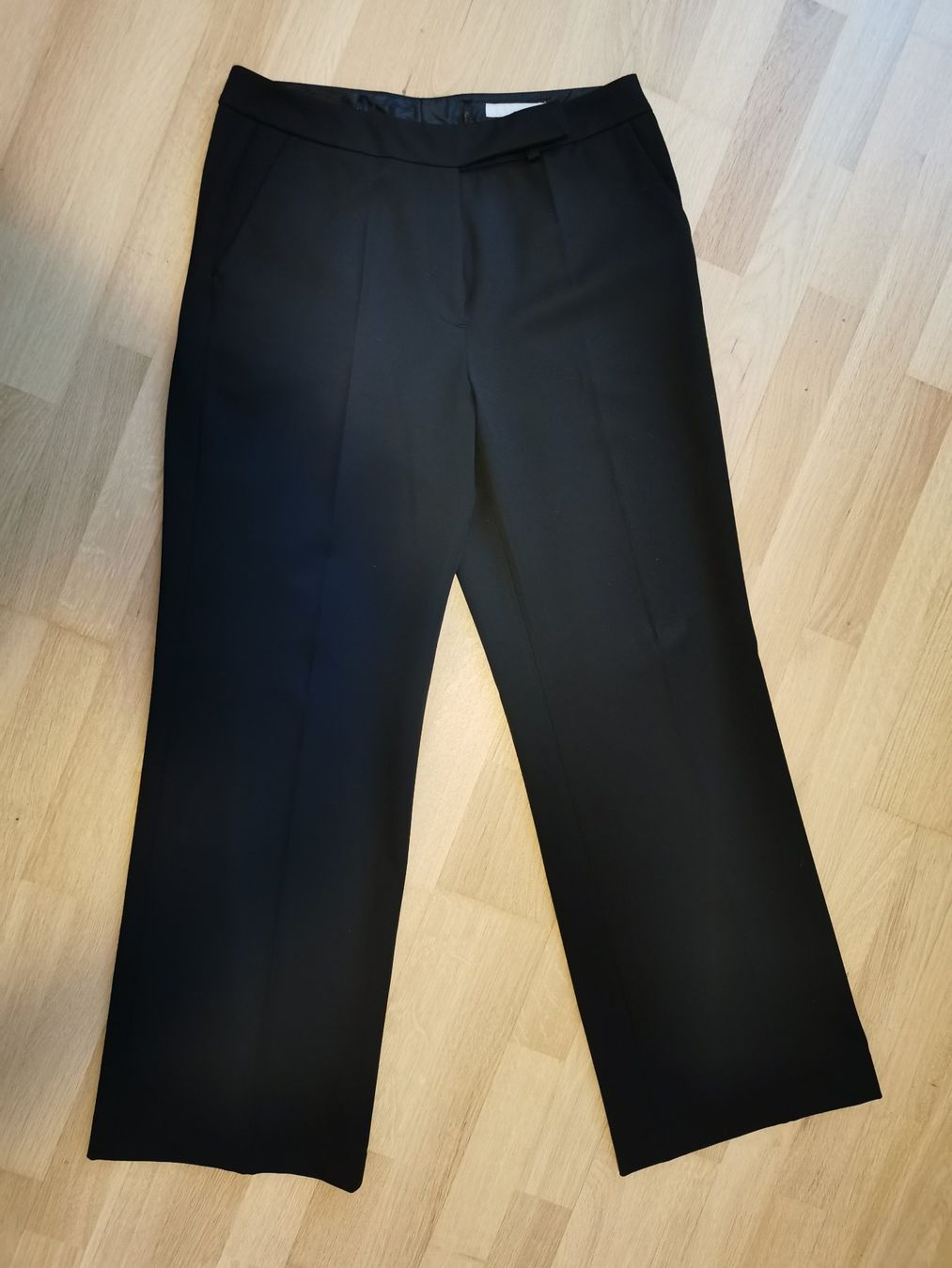 Hosen: Bundfaltenhose schwarz Gr. 38 – Neu (gemäss Beschreibung) aus Port von Doppelmond