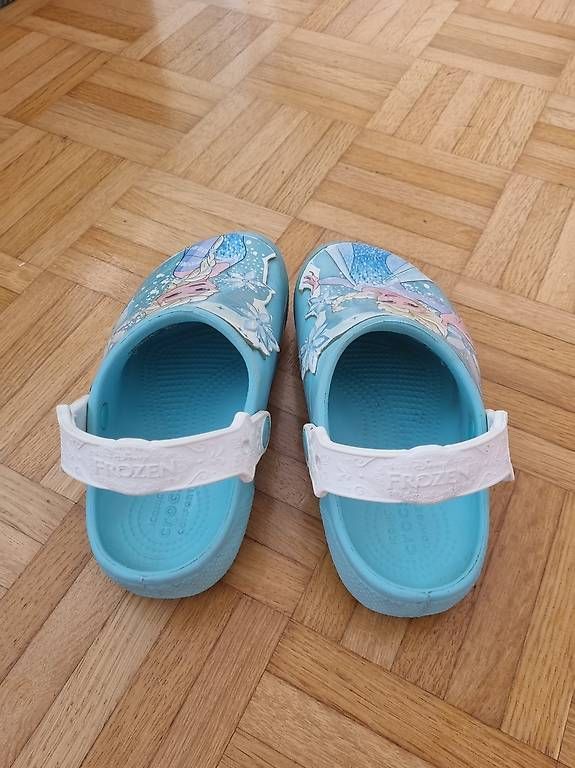 Scarpe per ragazze: Crogs Mädchen Gr. 29 – Usato da Kloten venduto da steffim1980 3
