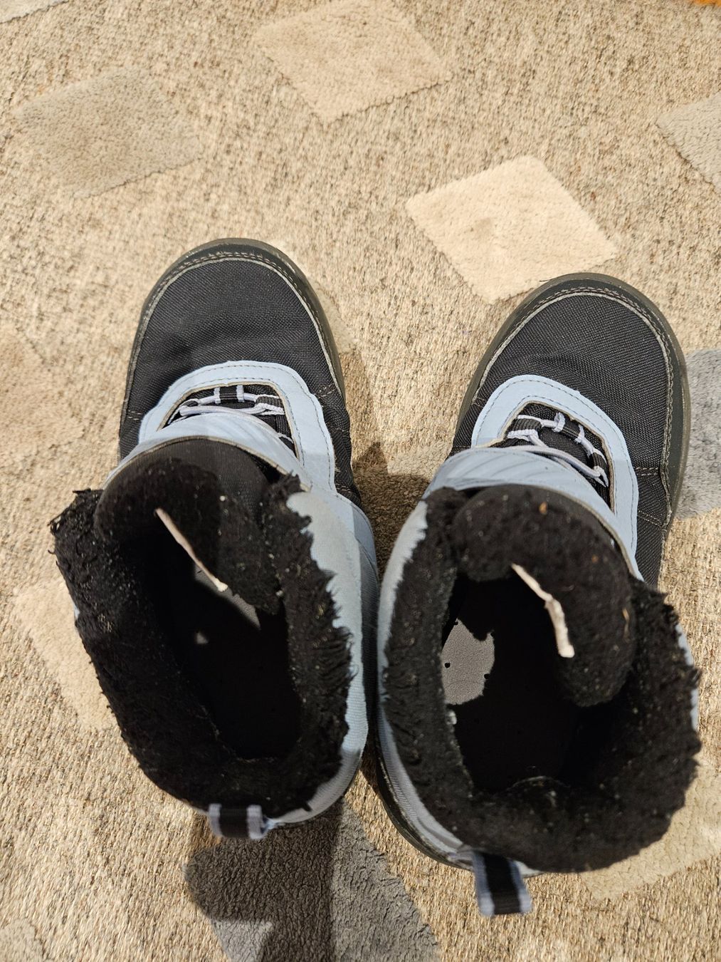 Decathlon Scarpe per ragazzi: Kinderwanderschuhe, Grösse 31, Top Zustand – Usato da Sennhof (Winterthur) venduto da HG2019 3