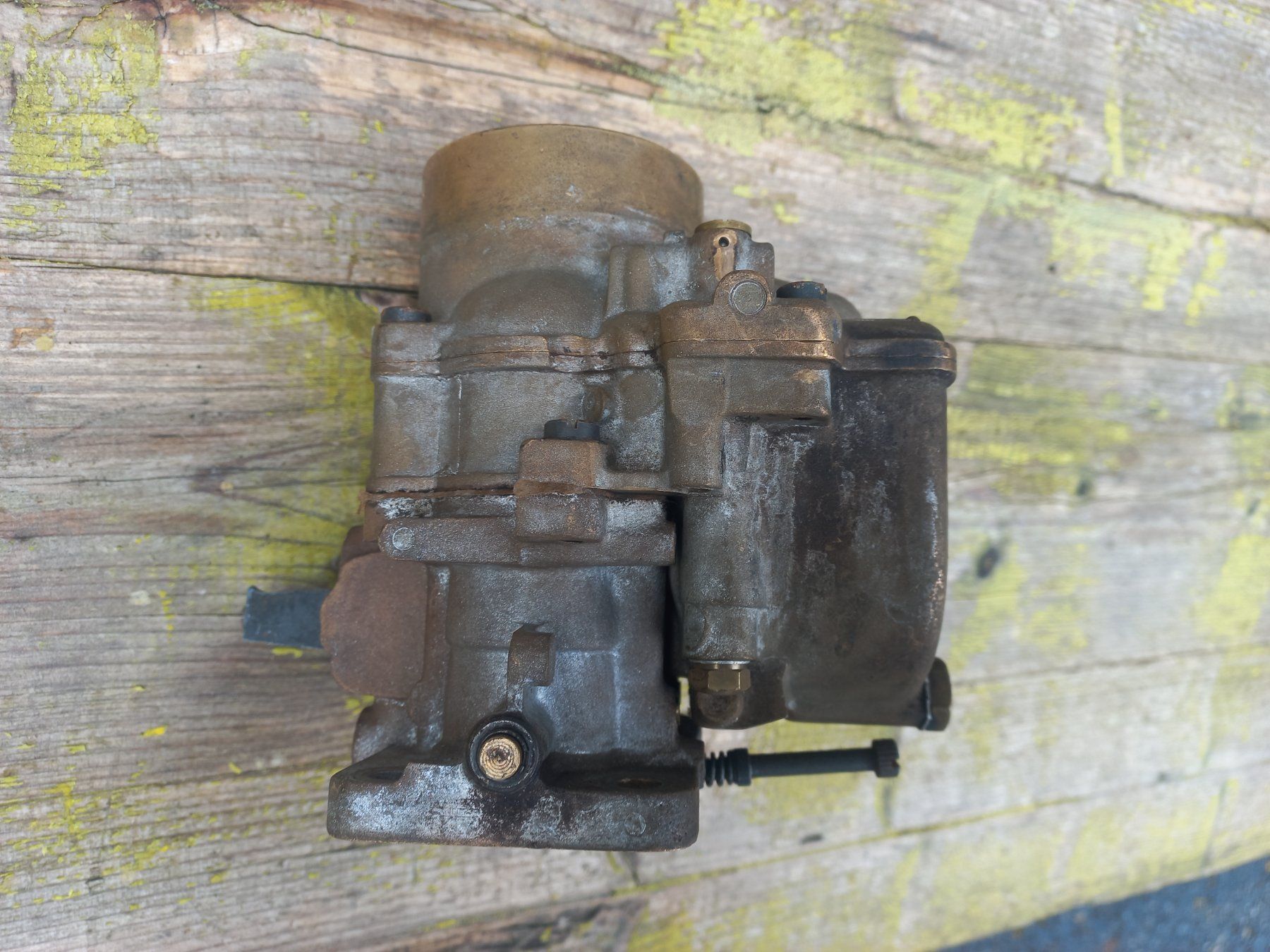 Tutti pezzi di ricambio auto: Oldtimer Messing / Bronze Doppel- Vergaser WEBER Tipo 30 DCR – Usato da Dulliken venduto da Dullikenlerchclassic 1