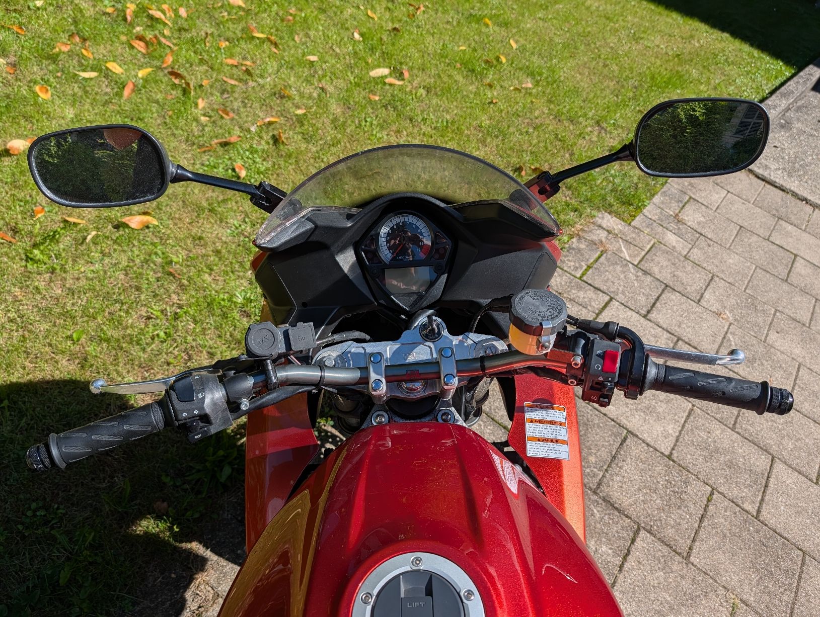 Suzuki Strasse: Suzuki SV 650 S K3 (2003) – Gebraucht aus Schaffhausen von braunbotnet 4