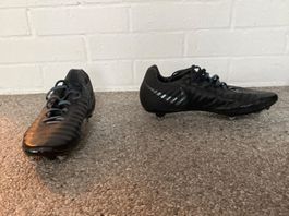 Nike Tiempo Fussballschuhe, schwarz, Gr. 44.5 Top Zustand!