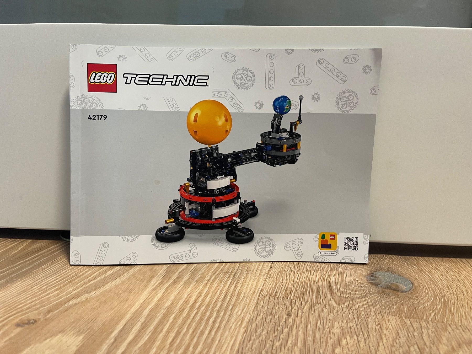 Lego Kit di costruzioni: Lego Technic 42179 Sonne Erde Mond Modell – Usato da Winterthur venduto da Wusa01 6