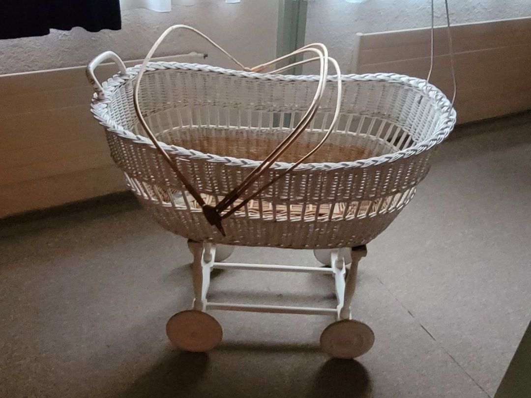 Carrozzine: Berceuse ancienne 19ème – Usato da Le Landeron venduto da pat_5ygm 1