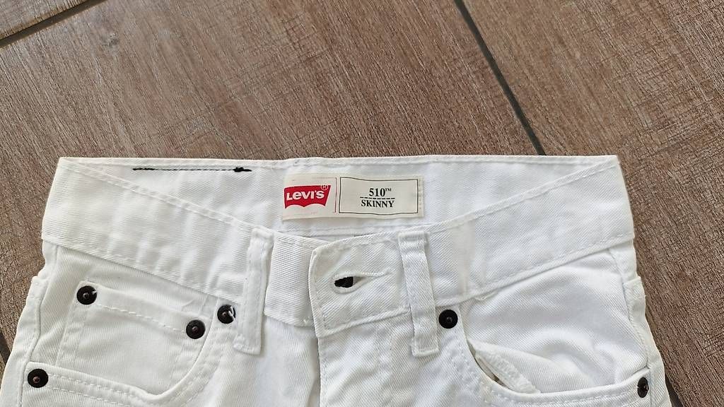 Pantaloni: Levis Hosen Kinder Grösse ca. 128 – Usato da Muotathal venduto da pigi02