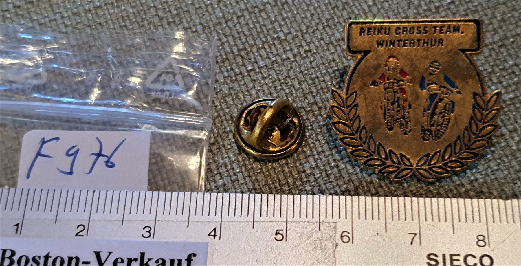 Placchette & Badge: F976 - Pin Reiku Cross Team Wintherthur – Usato da Reinach BL venduto da Boston-Verkauf 1
