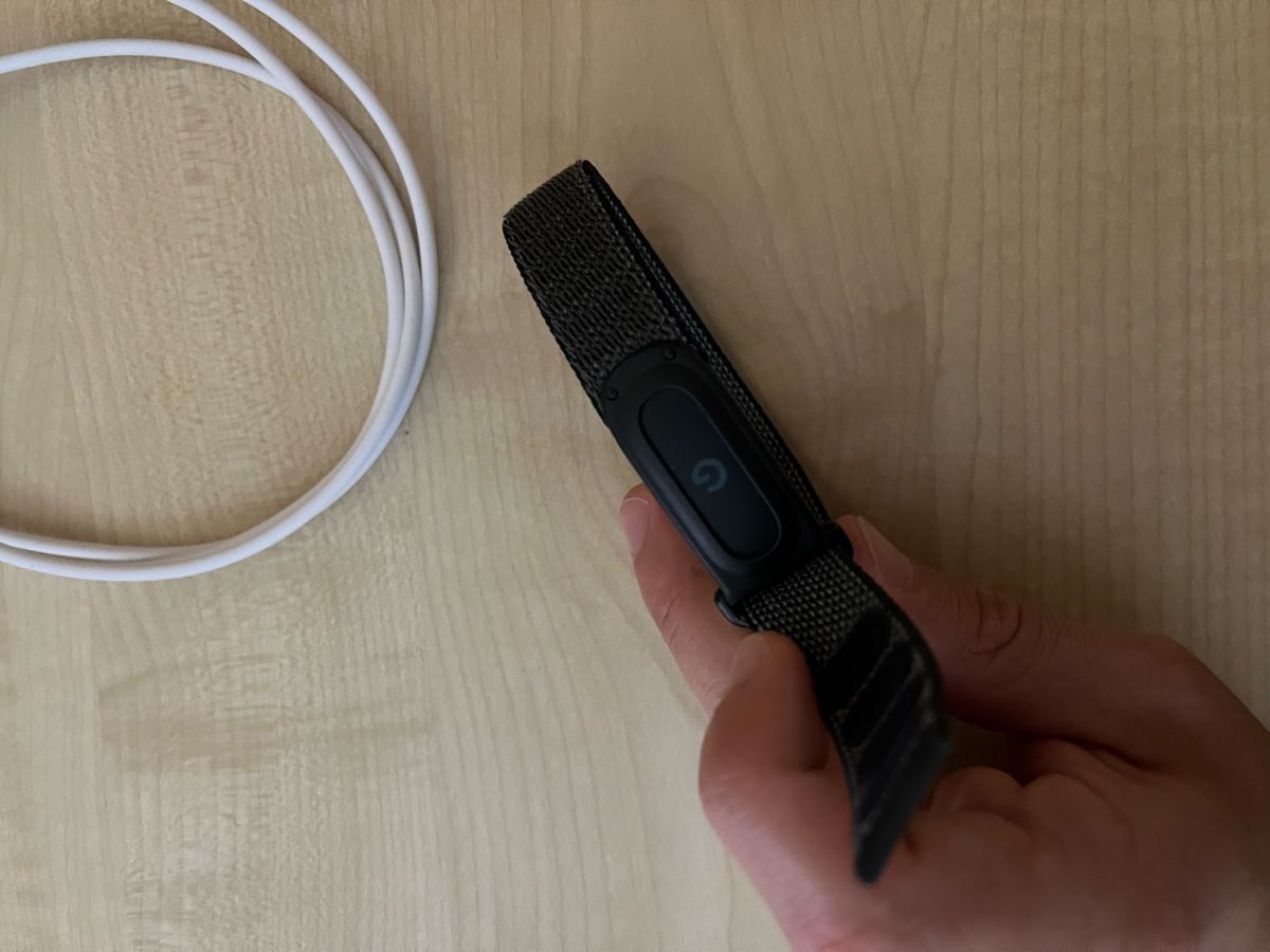 Fitbit Smartwatch: Google Fitbit Air Schwarz – Neuf (Voir description) à Rheineck par CS992000 2