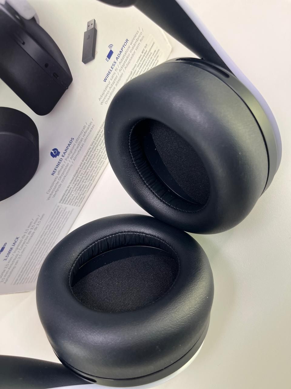 Sony Cuffie: Sony PULSE 3D Wireless Headset PS5/PS4 komplett OVP – Usato da Winterthur venduto da eob_fw5j 1
