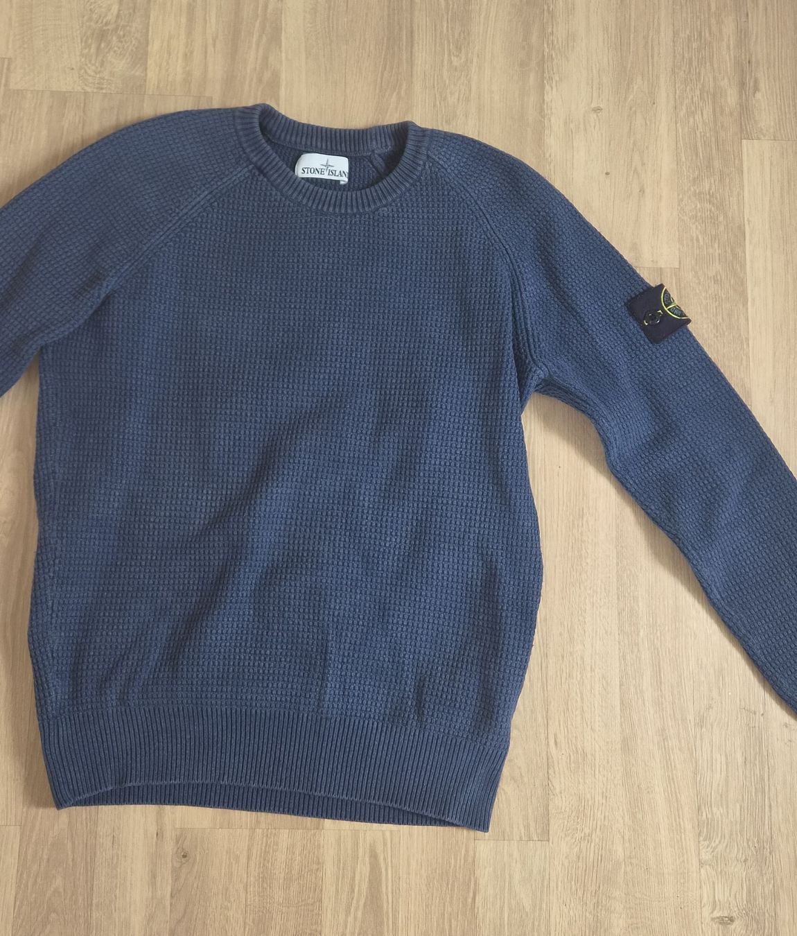 Stone Island Maglioni & Felpe: Original Stone Island Pullover, Top Zustand, Grösse M – Usato da Aesch BL venduto da PrestonMesh