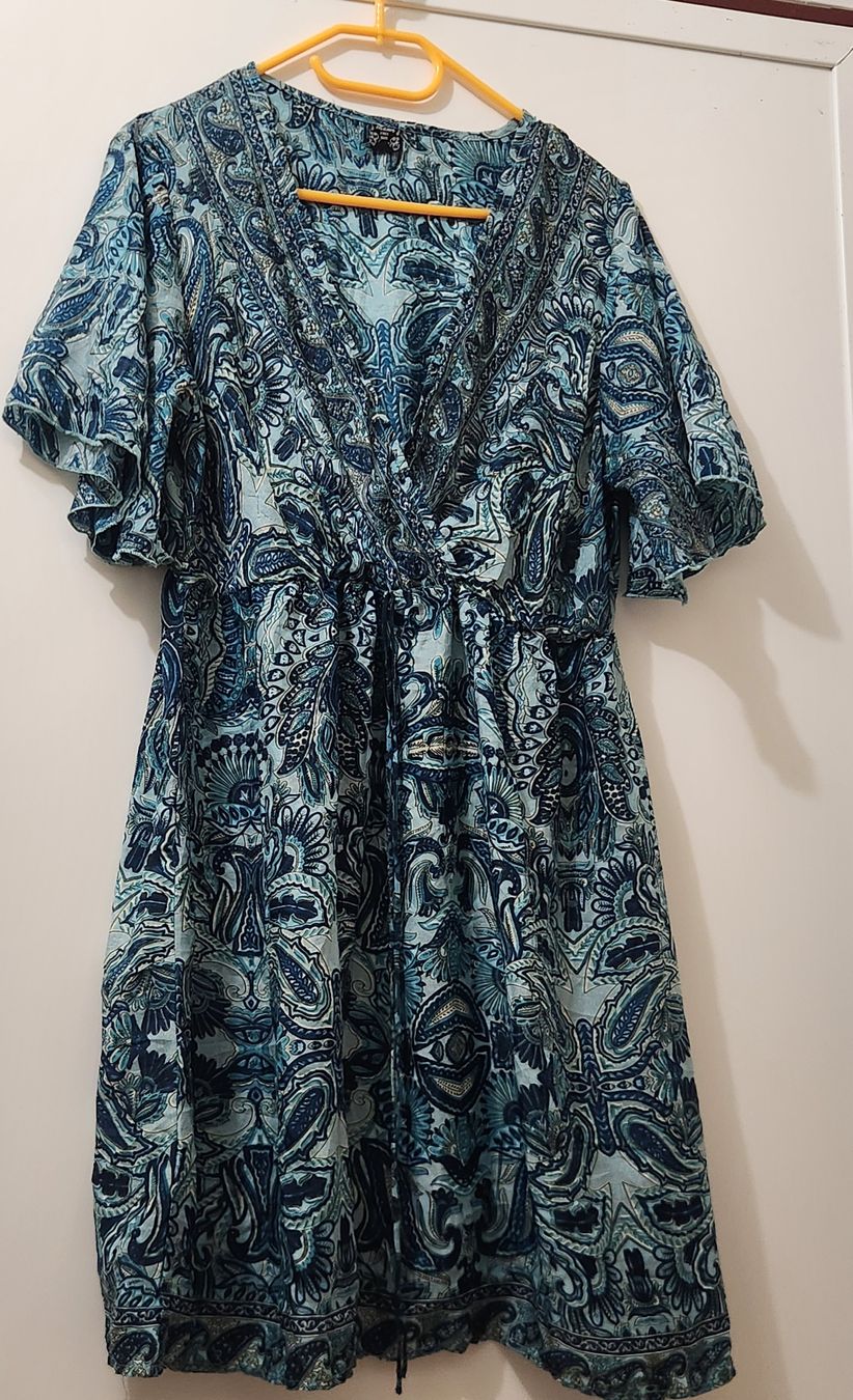 Vestiti: Robe imprimée bleue taille libre 90% soie 10% viscose – Usato da Niedergösgen venduto da Eva2410