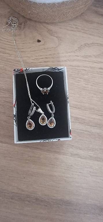 Altri gioielli: Parure de bijoux élégante – Usato da Martigny venduto da IB_Store