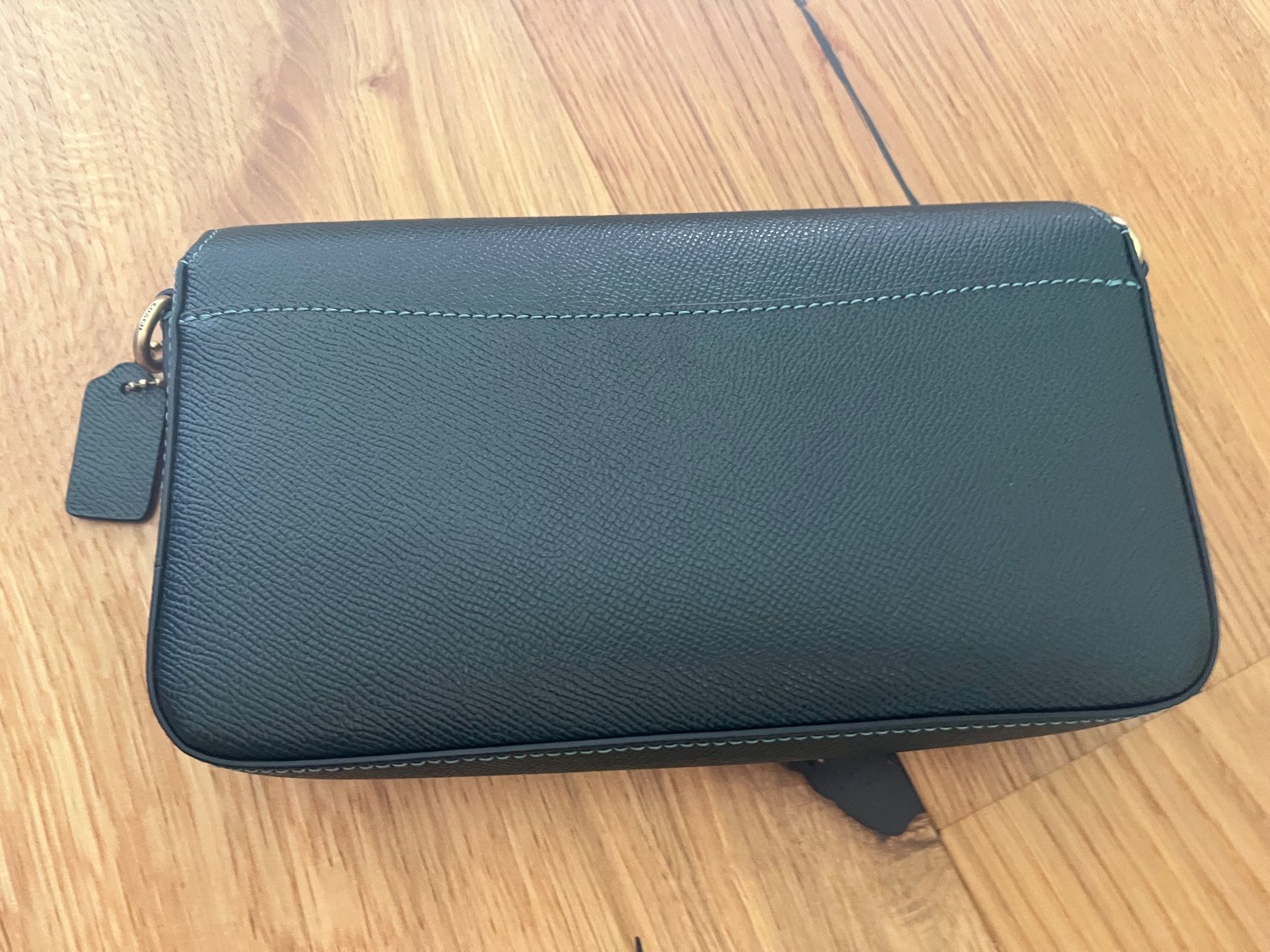 Coach Sacs femmes: Coach WYN crossbody Amazon green – D'occasion à Reinach BL par pinklemonade 3