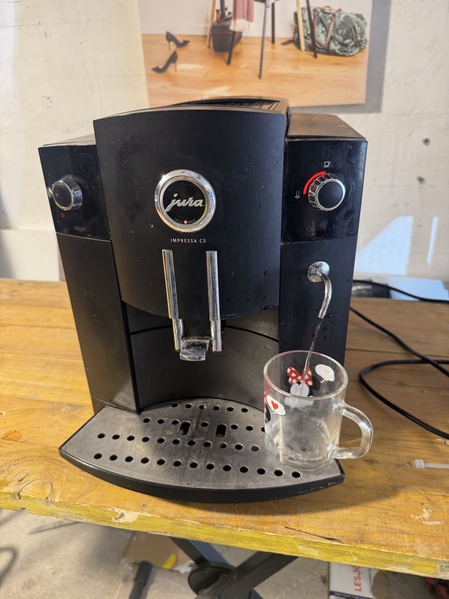 Jura Machines à café & Machines à expresso: jura impressa c5 – Défectueux à winterthur par Magnum03 1