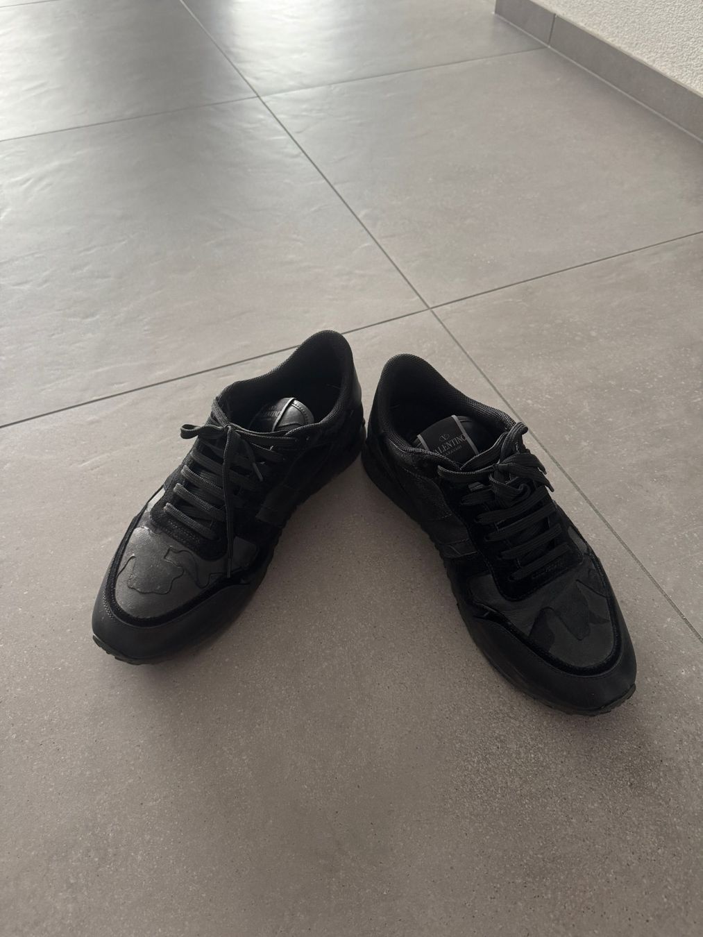 Valentino Scarpe da uomo: Valentino Garavani Rockstud Sneaker, Grösse 44 – Usato da Kleindöttingen venduto da Kimbo93 4