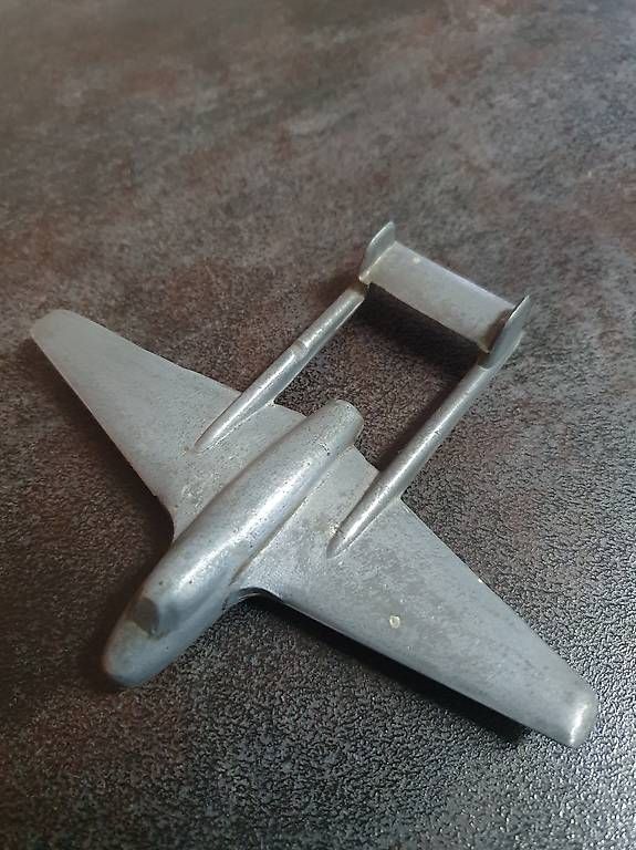 De Havilland Kit di modellismo & Modellini statici: Altes Gusmodell Vampire DH100 – Usato da Rieden AG venduto da Wirth03 1