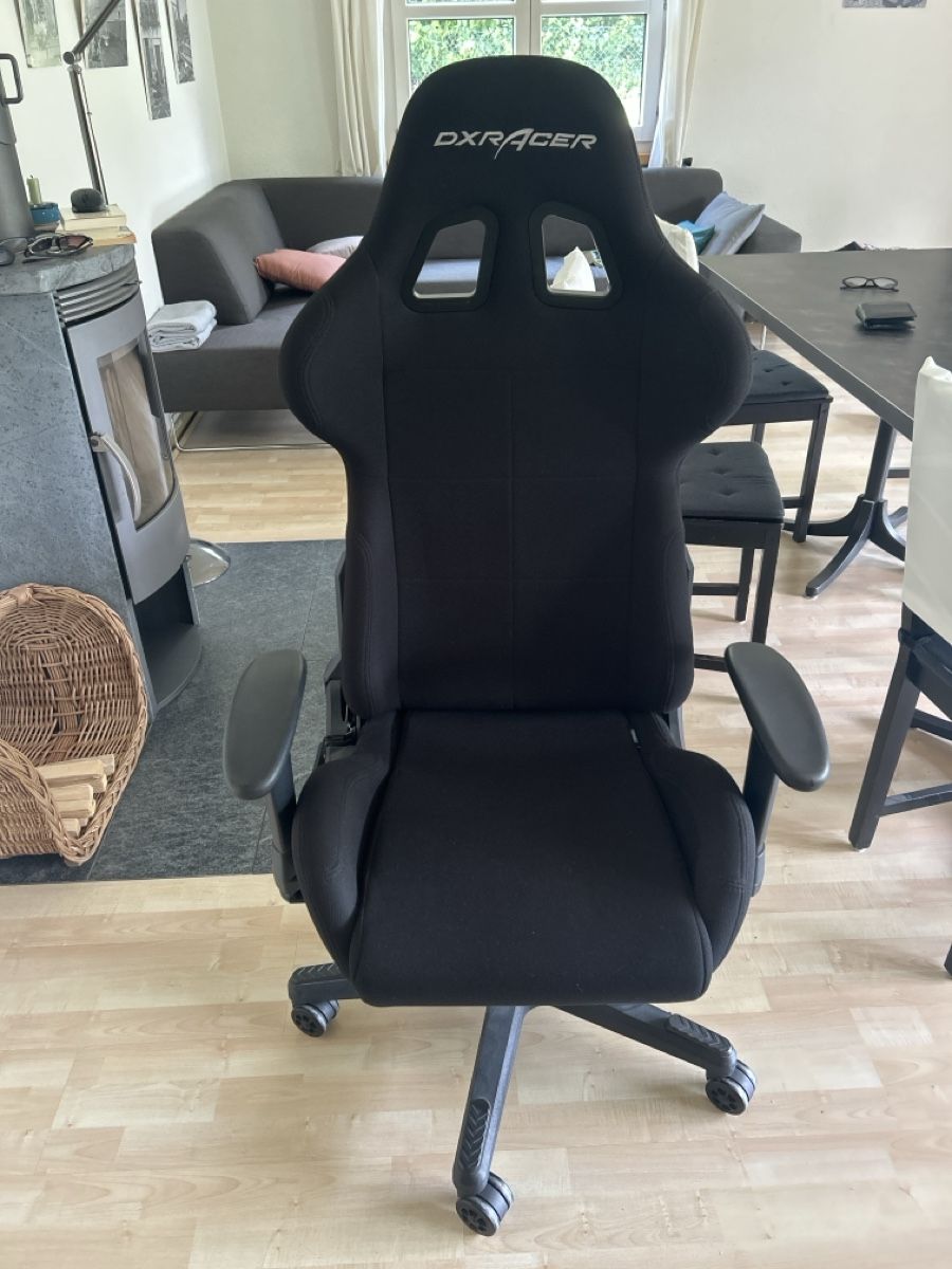 DXRacer Stühle: Gamingstuhl DXRacer – Gebraucht aus Thun von smnscr