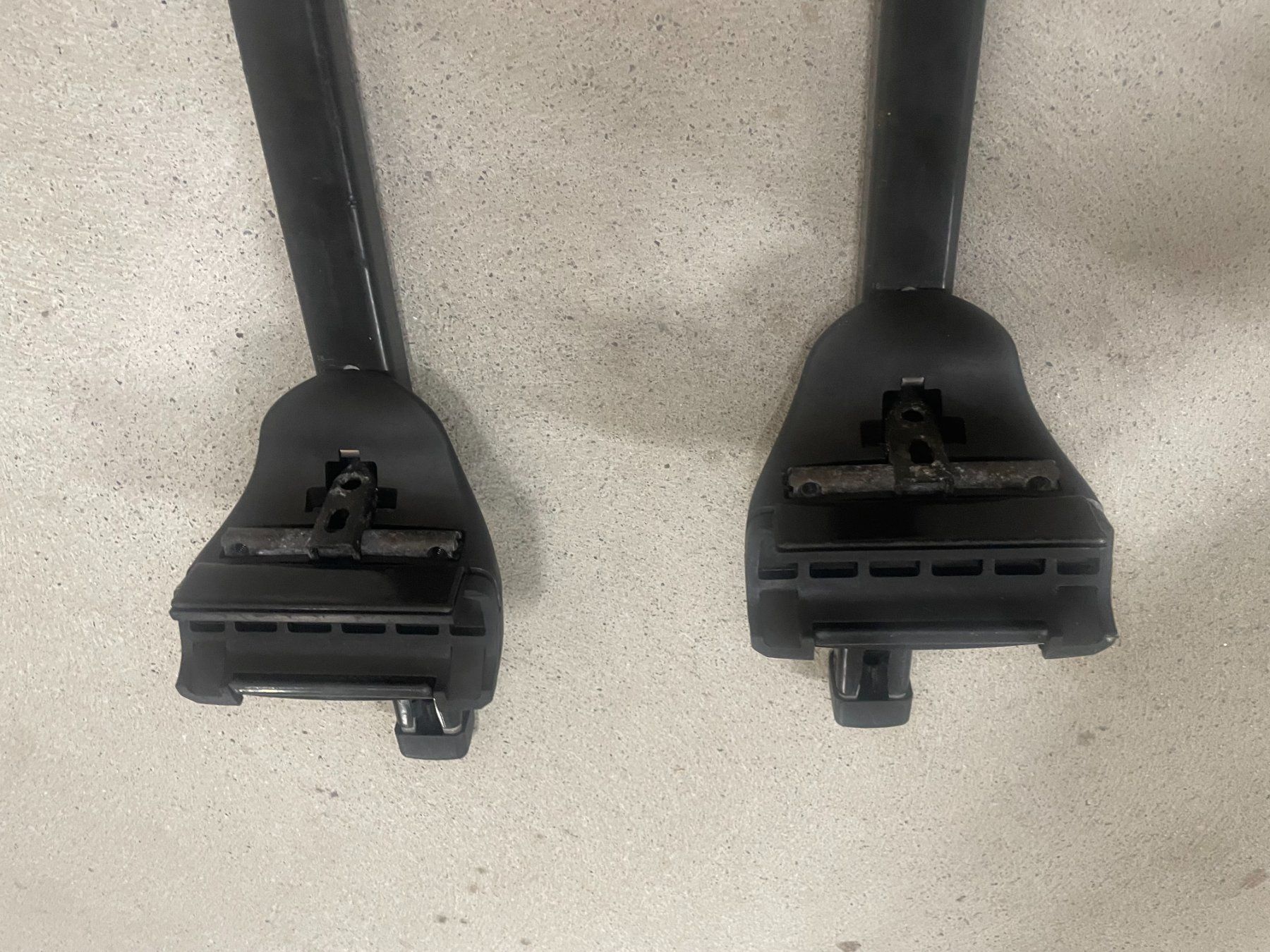 Thule Portapacchi: Thule SquareBar Evo Dachträger Audi A4 B9 mit Dachreling – Usato da Oberwil BL venduto da max_dw88 4