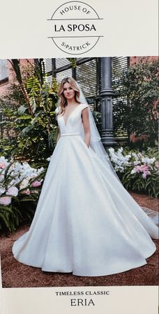 NEUES und SEHR ELEGANTES Brautkleid Gr. 34 La Sposa Eria