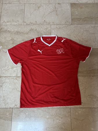 Puma Fussball Trikot Schweiz rot Grösse XL, ungetragen 