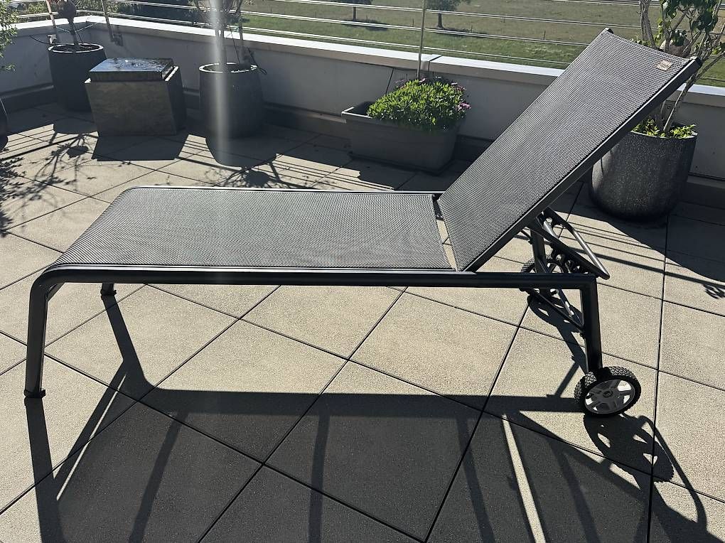 Liegen & Liegestühle:  2 x Sonnenliegen – Gebraucht aus Neuendorf von Focus4