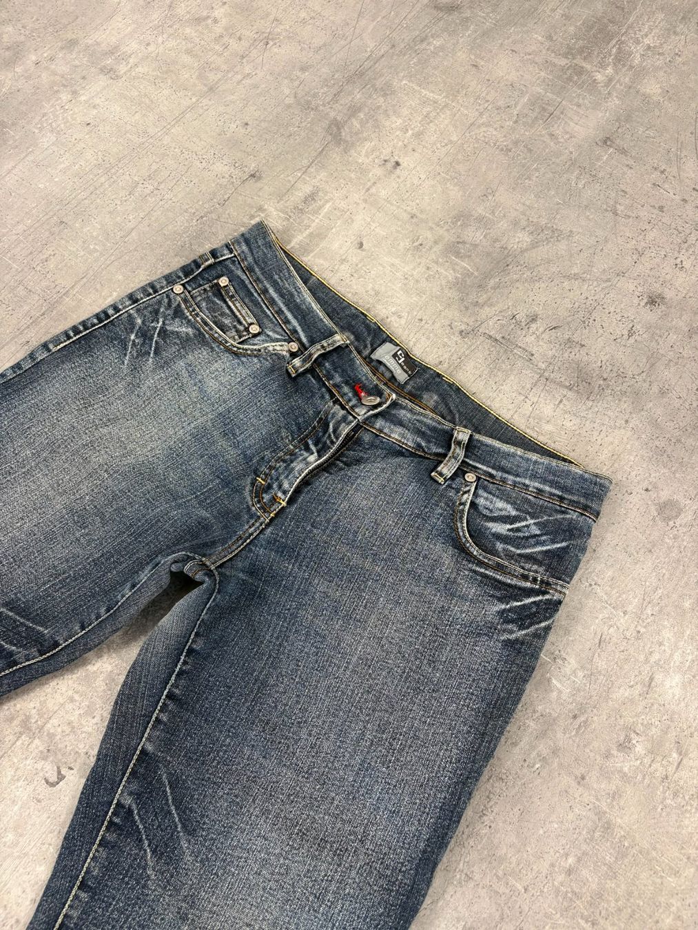 Jeans: Vintage Y2k Bootcut Flared Jeans (L) – Nuovo (secondo la descrizione) da Werdenberg venduto da hase.vintage 3