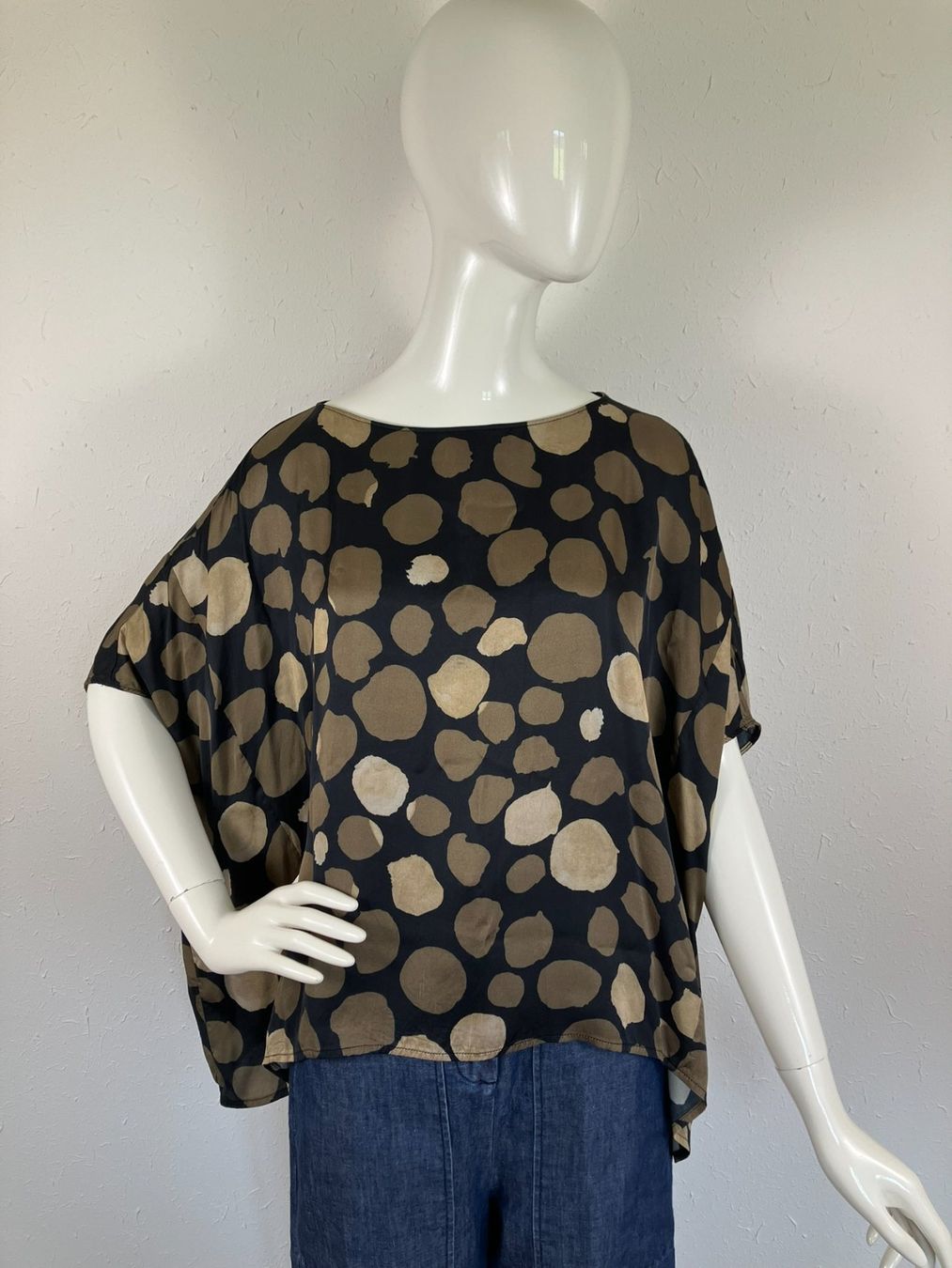 Manila Grace Chemisiers: Manila Grace Oversize Bluse Gr.38 – D'occasion à Laupen ZH par kar_lfz6