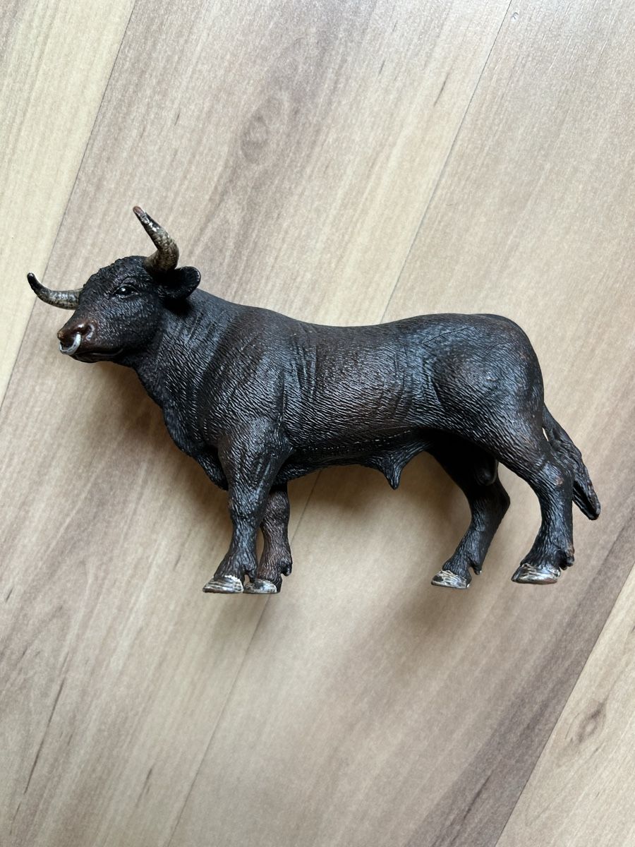 Schleich Giocattoli: Schleich Bulle Figur braun  – Nuovo (secondo la descrizione) da Oftringen venduto da Solima