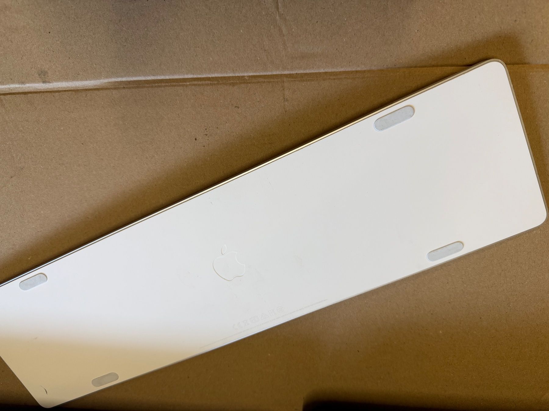 Apple Tastaturen: Apple Magic Keyboard - Neuwertig, CH-Layout, Schnäppchen! – Gebraucht aus Zürich von Zvijerka 2