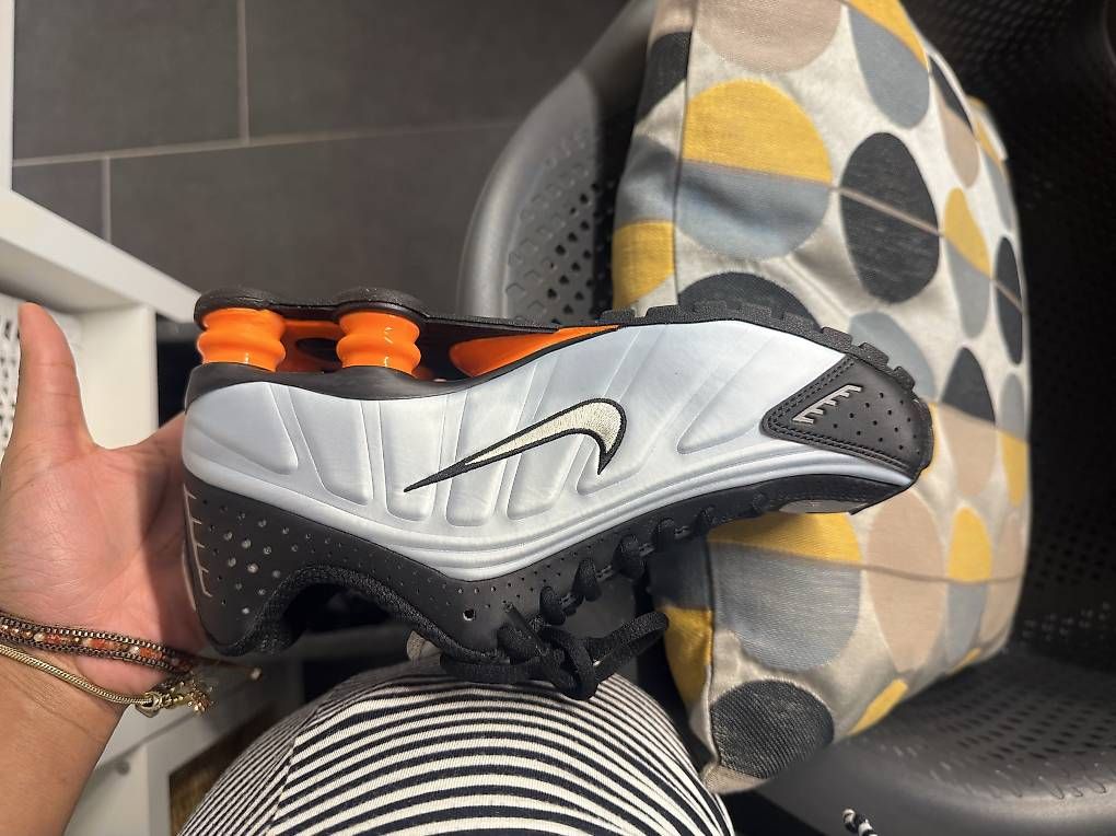 Scarpe da uomo: Nike Shox  – Nuovo e nell'imballaggio originale da Zürich venduto da D.Santo 2