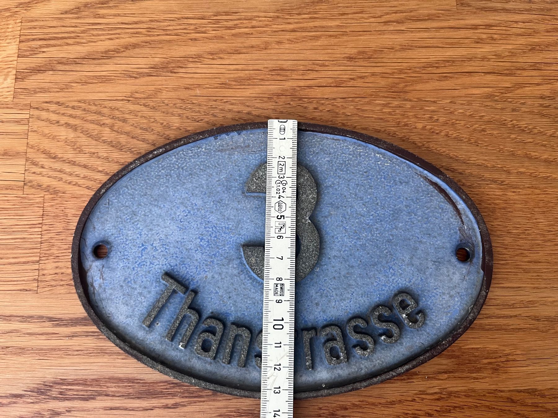 Insegne: Hausnummer 3 Thanstrasse Schild oval blau – Usato da Sursee venduto da abcdxyz 2