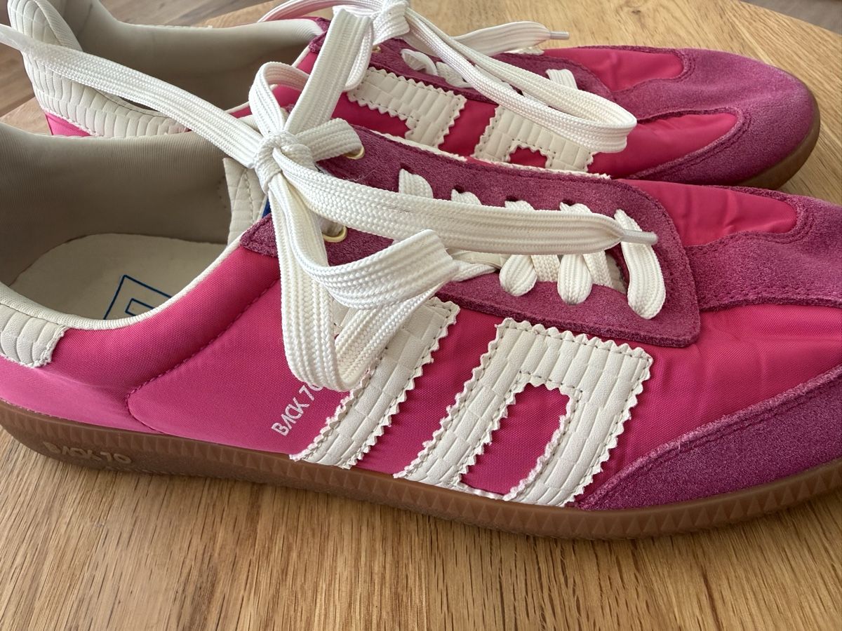 Chaussures femmes: Sneakers Back 70 – D'occasion à Sumiswald par sonrisa70 3