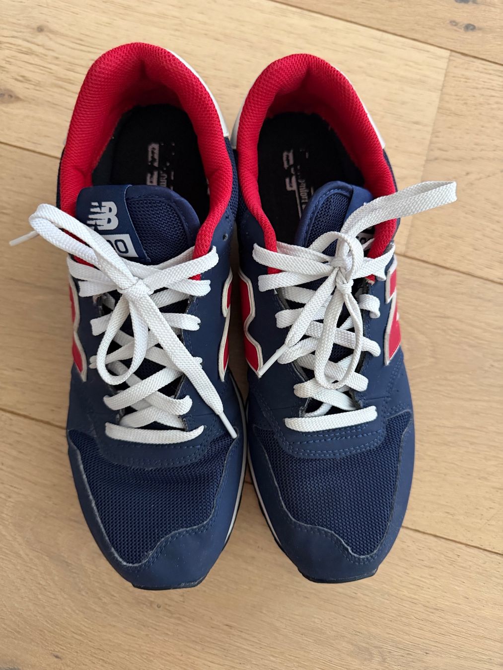 New Balance Chaussures hommes: Sneaker New Balance – D'occasion à Neuhausen par ivl_mc5j 1