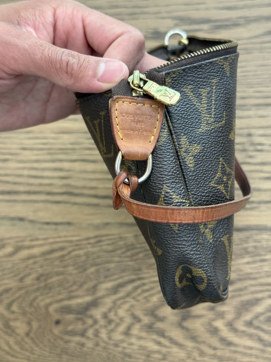 Louis Vuitton Borse da donna: Louis Vuitton Pochette Marron – Usato da Genève venduto da luc_5q8p 1