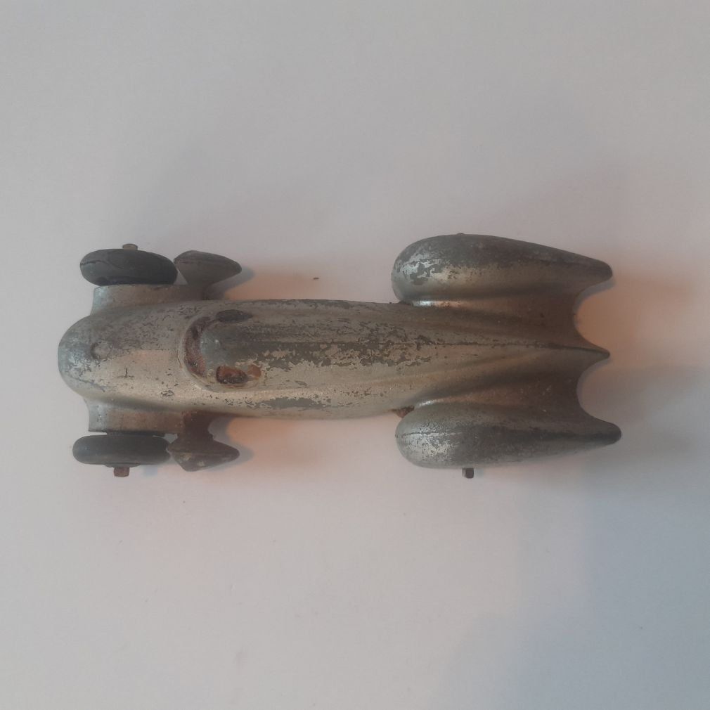Giocattoli: Vintage Batmobil ca. 10,2 cm – Usato da Langnau i. E. venduto da Giordano-Aurelio 1