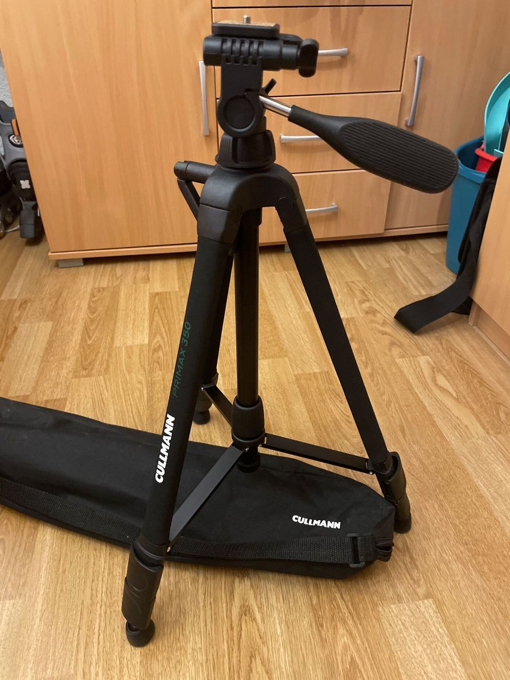 Treppiedi & Teste: Stativ CULLMANN PRIMAX 350 mit Tasche – Nuovo (secondo la descrizione) da Tuggen venduto da Moekli0