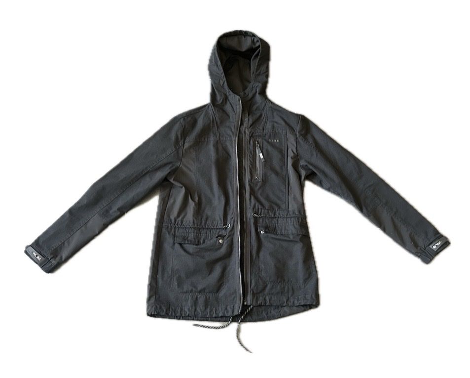 Vestes: Schwarze Übergangsjacke Foot Locker – D'occasion à Reinach BL par pal_l7t9