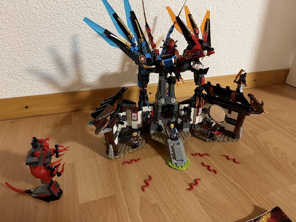 Spielzeuge: Lego Ninjago Drachenschmiede – Gebraucht aus Murgenthal von jni_kh6y 2