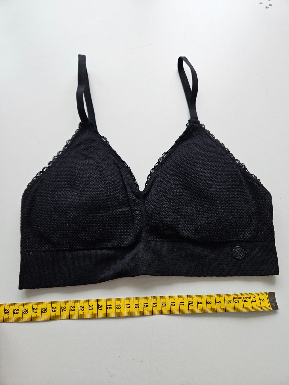 Sonstige Unterwäsche: Bustier schwarz mit Spitzen – Gebraucht aus Schaffhausen von sabrina915 1