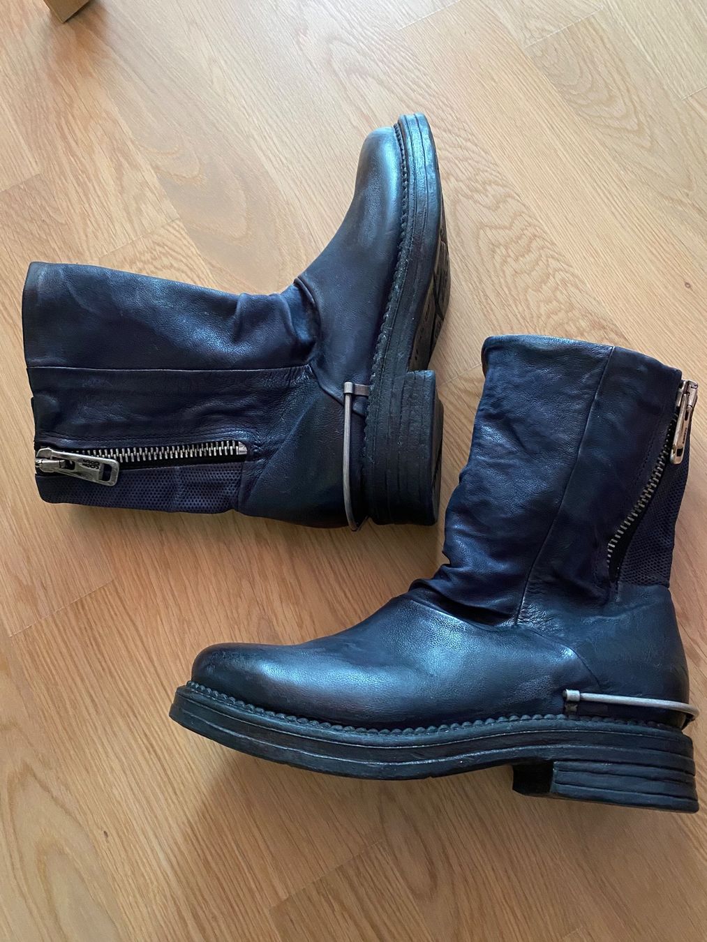 A.S.98 Scarpe da donna: A.S.98 bottines neuves 37 bleu marine – Nuovo (secondo la descrizione) da Clarens venduto da OptitesJoliesChoses 1