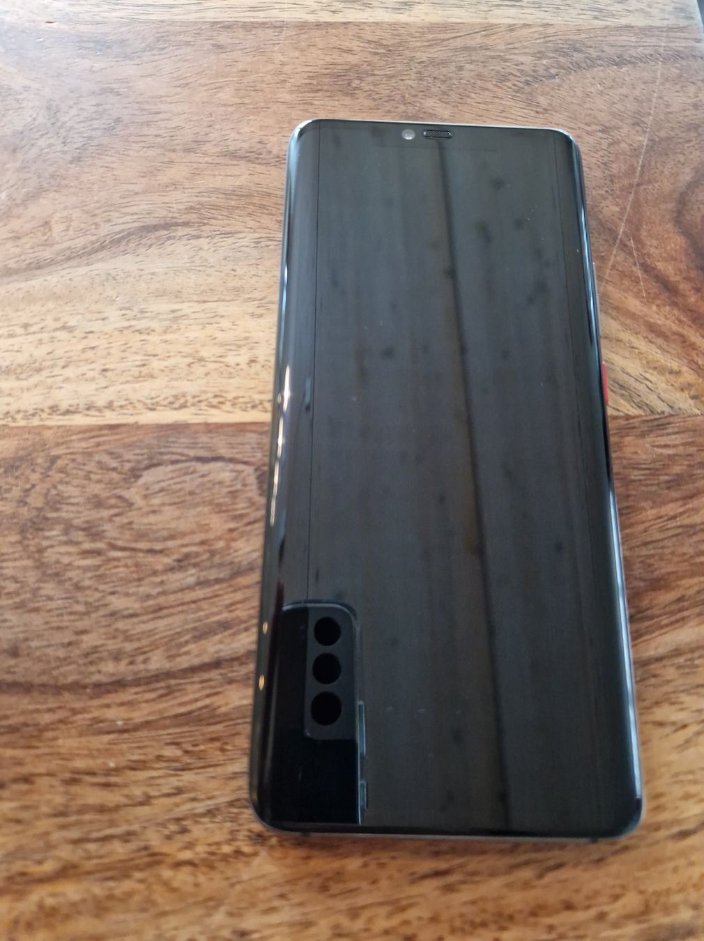 Huawei Telefoni cellulari / Smartphones: Huawei Mate 20 Pro Smartphone 128 GB – Usato da Trachslau venduto da schumannmario 1