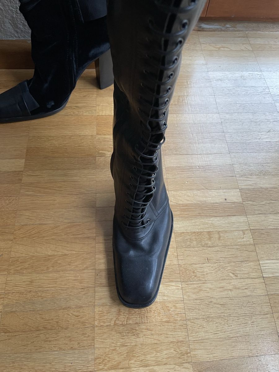 Scarpe per cavalli: Yves saint Laurent – Usato da Birsfelden venduto da Maranata3 5