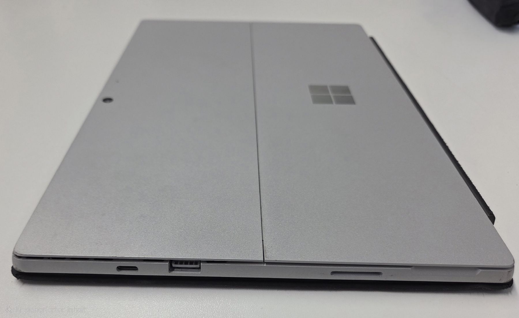 Microsoft Portables: Surface Pro 7, i5, 128 GB - gebraucht – D'occasion à Schinznach Dorf par log8733 4