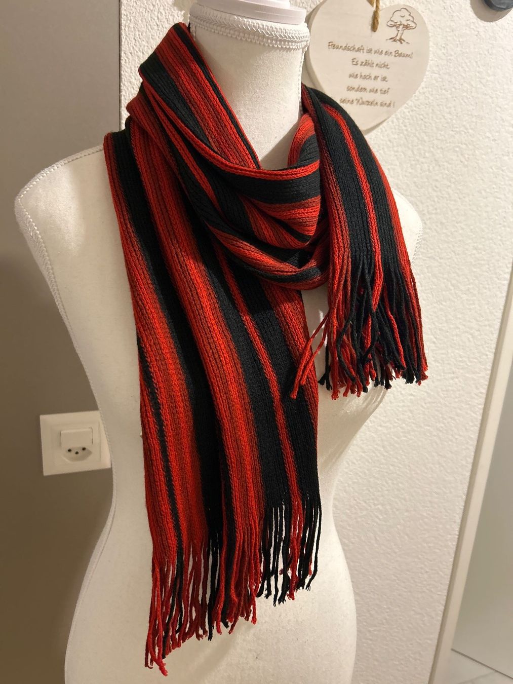 Foulard & Sciarpe: Schal  rot/schwarz  ca. 140 x 25 cm – Usato da Brunnen venduto da Nala2929 1