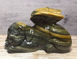 Schlafender Hunde Engel aus Jade 600g