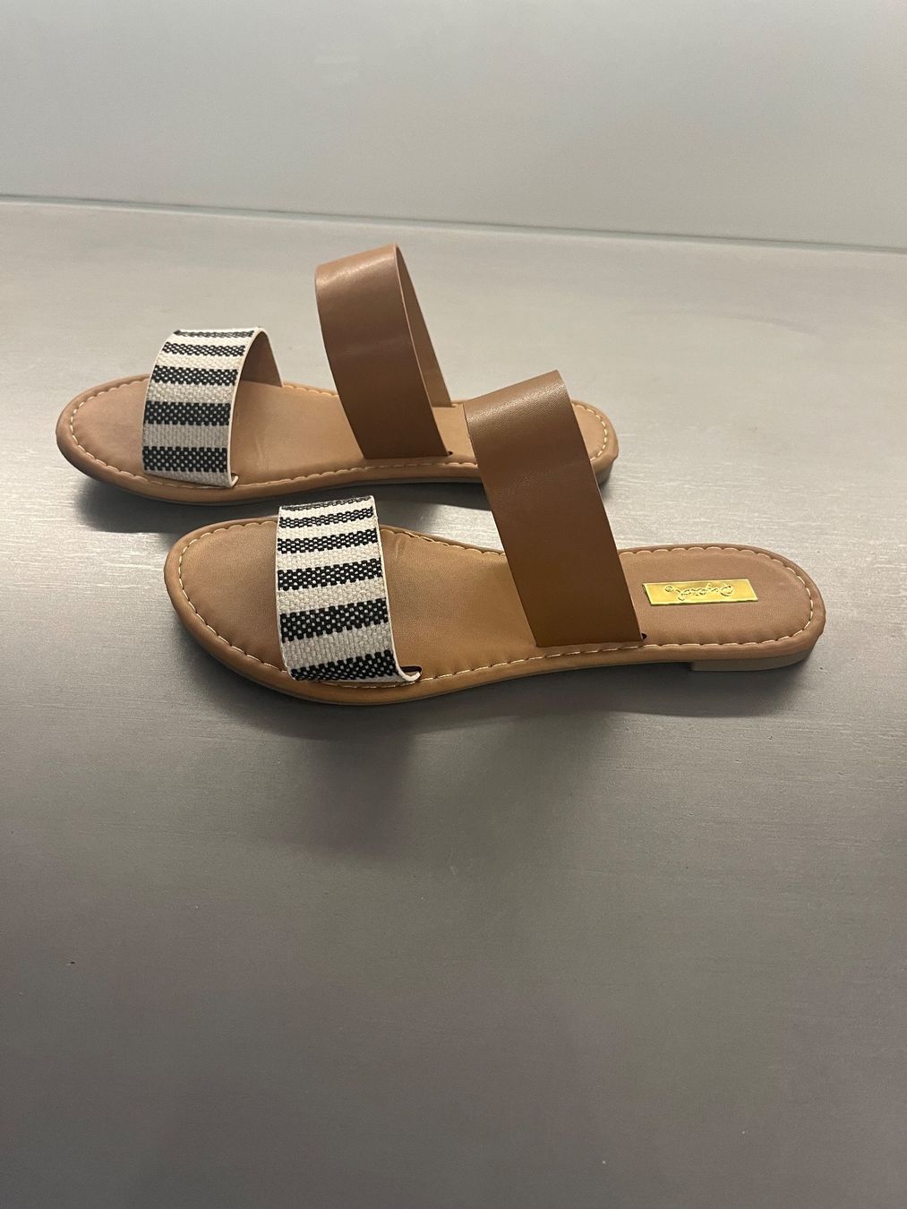 Damenschuhe: Sommer Sandalen Gr.37 – Neu (gemäss Beschreibung) aus St.Gallen von Monrose 1